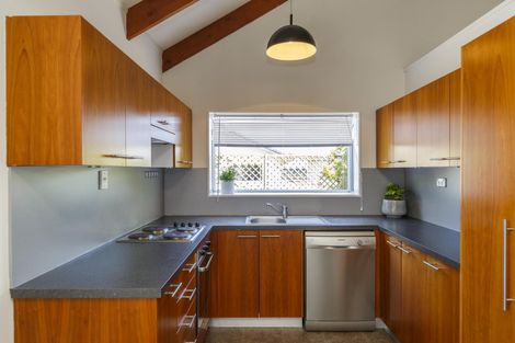 Photo of property in 19 Peppertree Glade, Kelvin Grove, Palmerston North, 4414