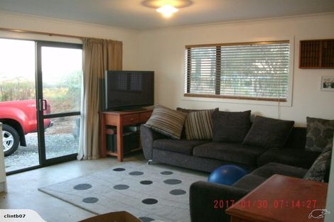 Photo of property in 14 Totara Road, Mata, Whangarei, 0171