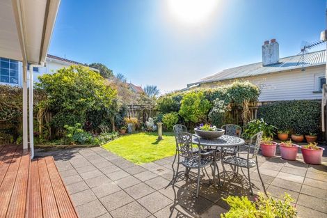 Photo of property in 117 Carrington Street, Lower Vogeltown, New Plymouth, 4310