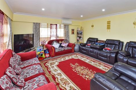 Photo of property in 1/82 Rangitoto Road, Papatoetoe, Auckland, 2025