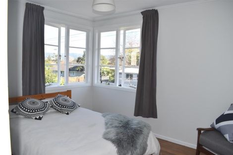 Photo of property in 1/19 Alma Street, Te Atatu South, Auckland, 0610