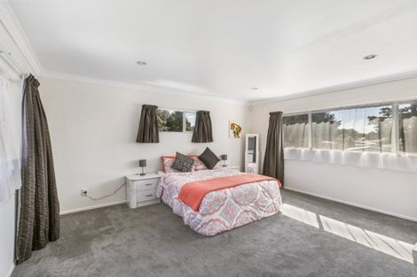 Photo of property in 20a Sutton Crescent, Papakura, 2110