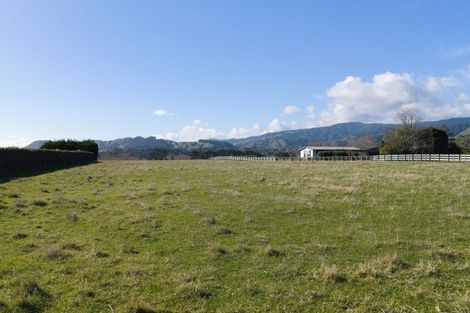 Photo of property in 165 Otaki Gorge Road, Hautere, 5582