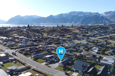 Photo of property in 9 Little Maude Drive, Lake Hawea, Wanaka, 9382