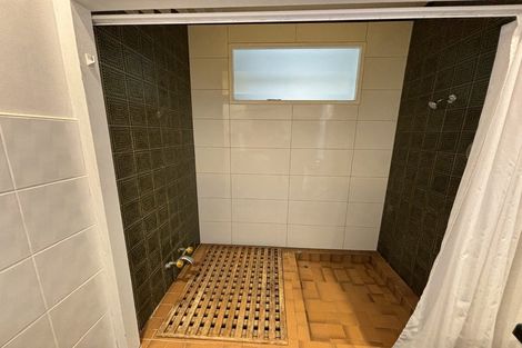 Photo of property in 53 Hawker Street, Mount Victoria, Wellington, 6011