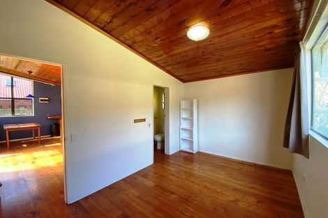 Photo of property in 54 Opahi Bay Road, Mahurangi West, Warkworth, 0983