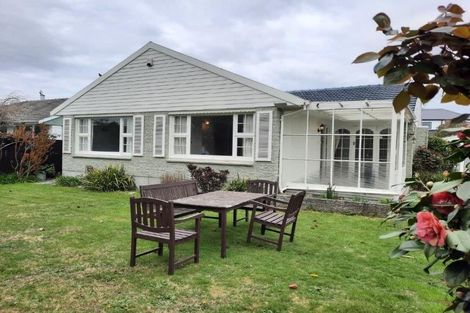 Photo of property in 7 Brackendale Place, Burnside, Christchurch, 8041