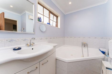 Photo of property in 27 Selkirk Street, Roslyn, Dunedin, 9010