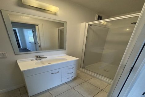 Photo of property in 77 Brougham Street, Mount Victoria, Wellington, 6011