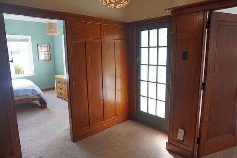 Photo of property in 8 Waikare Street, Karori, Wellington, 6012