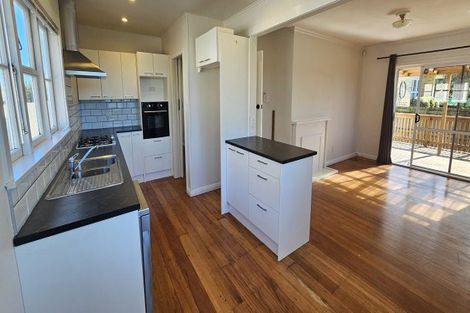 Photo of property in 27 Kenney Crescent, Fairfield, Hamilton, 3214