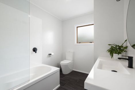 Photo of property in 2 Cooper Street, Pukekohe, 2120