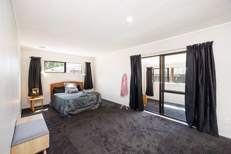 Photo of property in 4 Ngarimu Street, Roslyn, Palmerston North, 4414