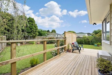 Photo of property in 13 Kereru Place, Half Moon Bay, Auckland, 2012