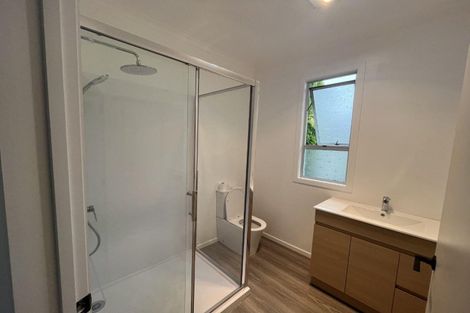 Photo of property in 8 Wallath Road, Westown, New Plymouth, 4310