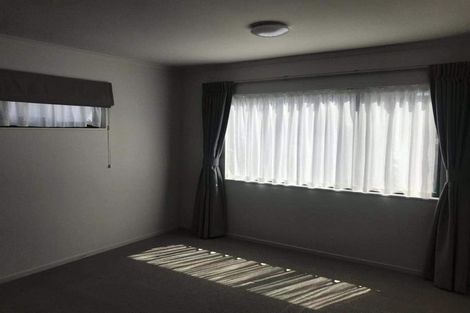 Photo of property in 28 Ti Kouka Lane, Sandringham, Auckland, 1025