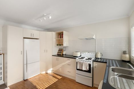 Photo of property in 1 Jonathon Street, Brookfield, Tauranga, 3110