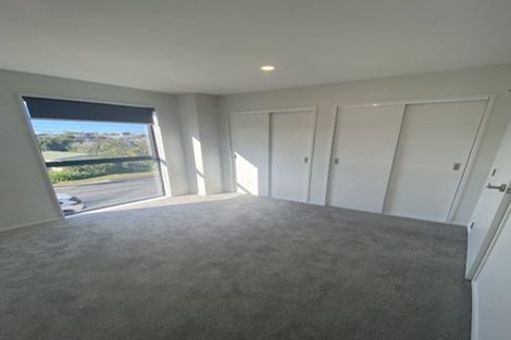 Photo of property in 2/39 Renata Crescent, Te Atatu Peninsula, Auckland, 0610