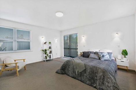 Photo of property in 10 Beeston Crescent, Manurewa, Auckland, 2102