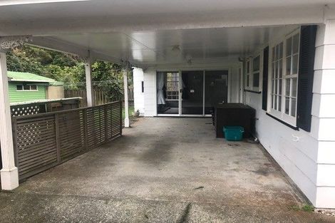 Photo of property in 99 Tirohanga Road, Tirohanga, Lower Hutt, 5010