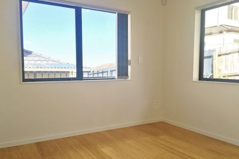 Photo of property in 20 Chieftain Rise, Goodwood Heights, Auckland, 2105