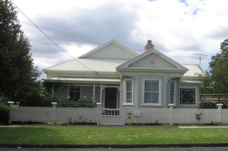 Photo of property in 2 Ewen Alison Avenue, Devonport, Auckland, 0624