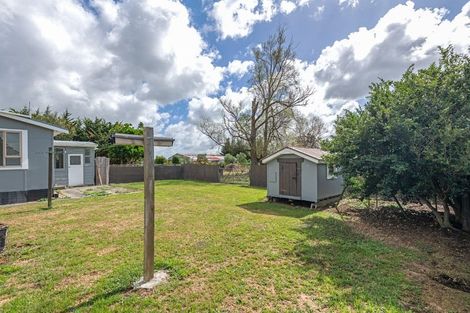 Photo of property in 9-15 Nikau Street, Tokomaru, Palmerston North, 4474