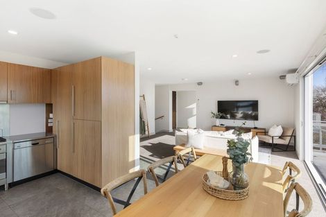 Photo of property in Braemar Apartments, 6/2 Cranmer Square, Christchurch Central, Christchurch, 8013