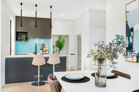 Photo of property in 7/90 Picasso Drive, West Harbour, Auckland, 0618