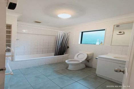 Photo of property in 1/36 Metcalfe Road, Ranui, Auckland, 0612