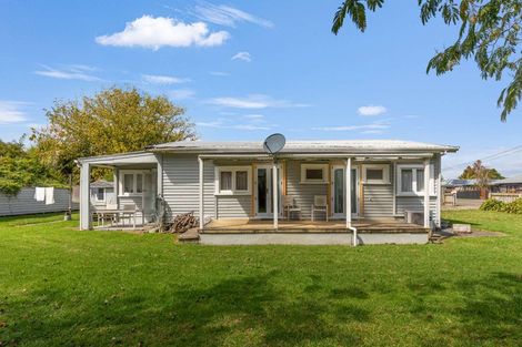 Photo of property in 11 Tawa Street, Edgecumbe, 3120