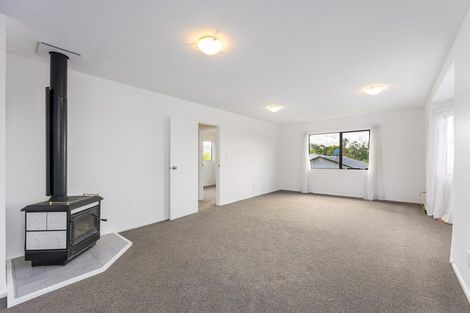 Photo of property in 2/63 Rodney Street, Wellsford, 0900