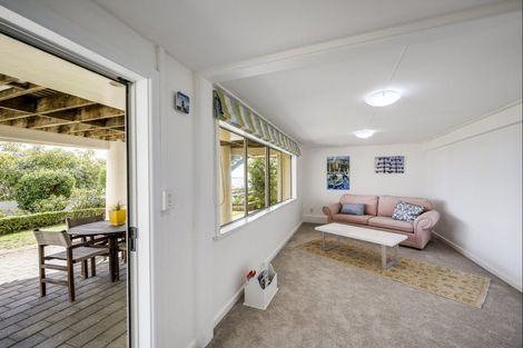 Photo of property in 8 George Street, Hospital Hill, Napier, 4110