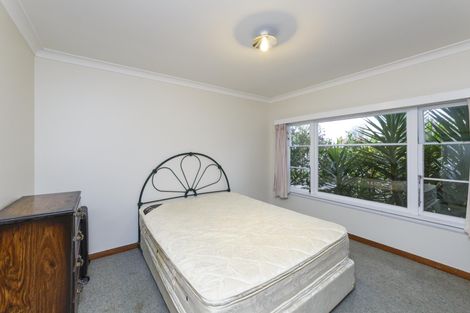 Photo of property in 8 Saint Albans Avenue, Hokowhitu, Palmerston North, 4410