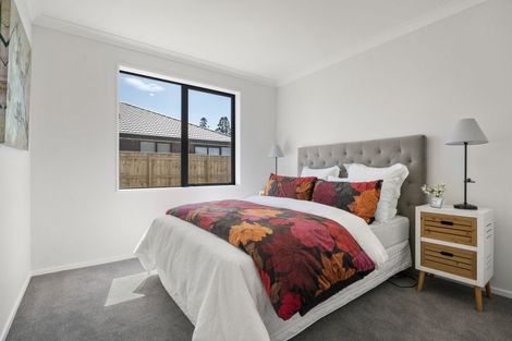 Photo of property in 5 Pouate Way, Waiuku, 2123