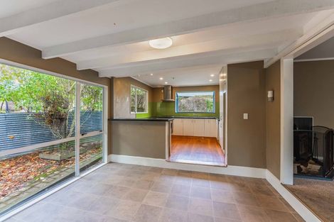 Photo of property in 27 Ruru Street, Waikanae, 5036