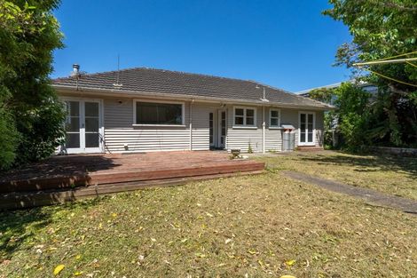 Photo of property in 8 Spenmoor Street, Newlands, Wellington, 6037