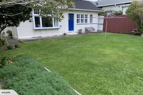 Photo of property in 14 Selwyn Terrace, Thorndon, Wellington, 6011