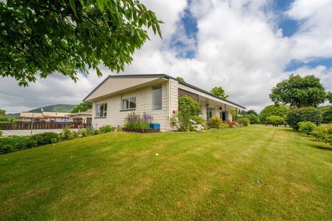 Photo of property in 175 Queen Street, Waimate, 7924