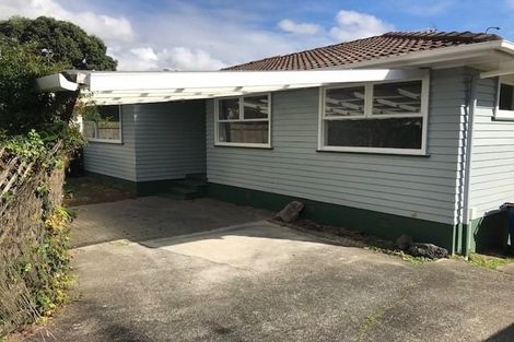 Photo of property in 10 Barnfield Place, Glendene, Auckland, 0602