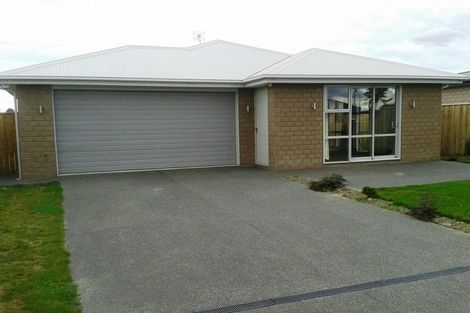 Photo of property in 9 Aroha Street, Pegasus, 7612