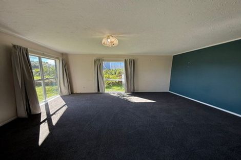 Photo of property in 17 Tarras Grove, Kelson, Lower Hutt, 5010