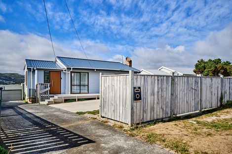 Photo of property in 37 Waiuta Street, Titahi Bay, Porirua, 5022