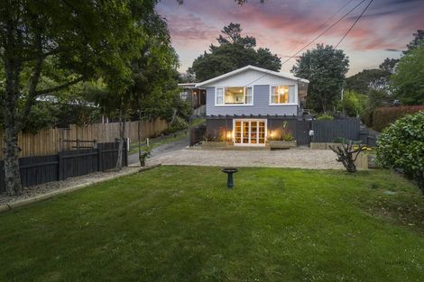 Photo of property in 512 West Coast Road, Oratia, Auckland, 0604