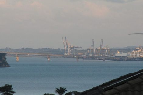 Photo of property in 145e Hobsonville Road, West Harbour, Auckland, 0618