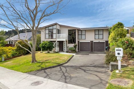 Photo of property in 8 Tapestry Grove, Silverstream, Upper Hutt, 5019