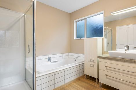 Photo of property in 3a Willow Dell, Westmorland, Christchurch, 8025