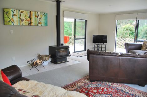 Photo of property in 1150 Oneriri Road, Kaiwaka, 0573