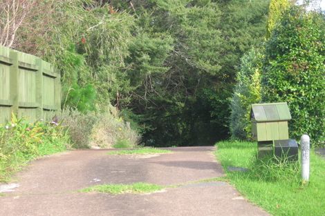 Photo of property in 37a Hartley Terrace, Massey, Auckland, 0614