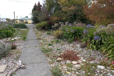 Photo of property in 9 Bridge Street, Tuatapere, 9620